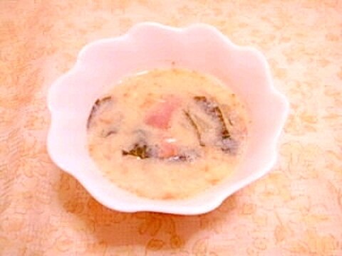 味噌風味♪あったか豆乳スープ